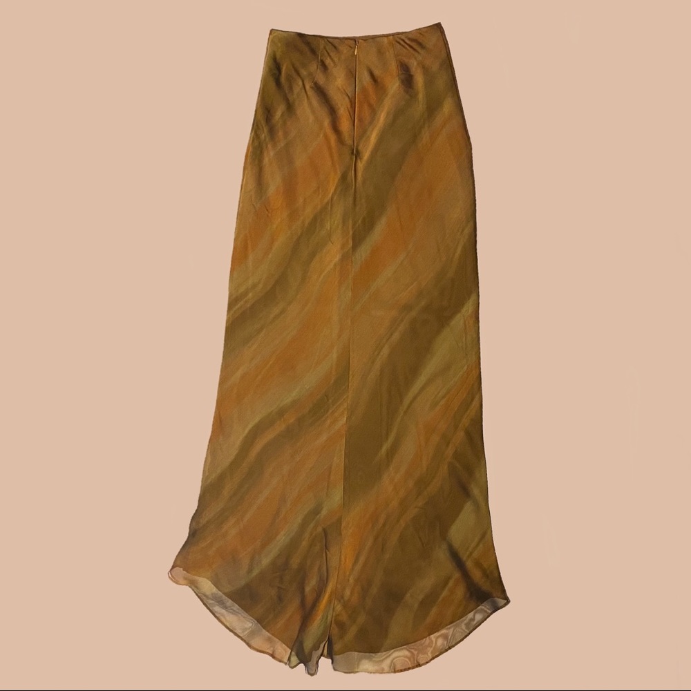 Woman’s ankle length coupè cut brown skirt, lined w/ 100% polyester - Picture 2 of 3
